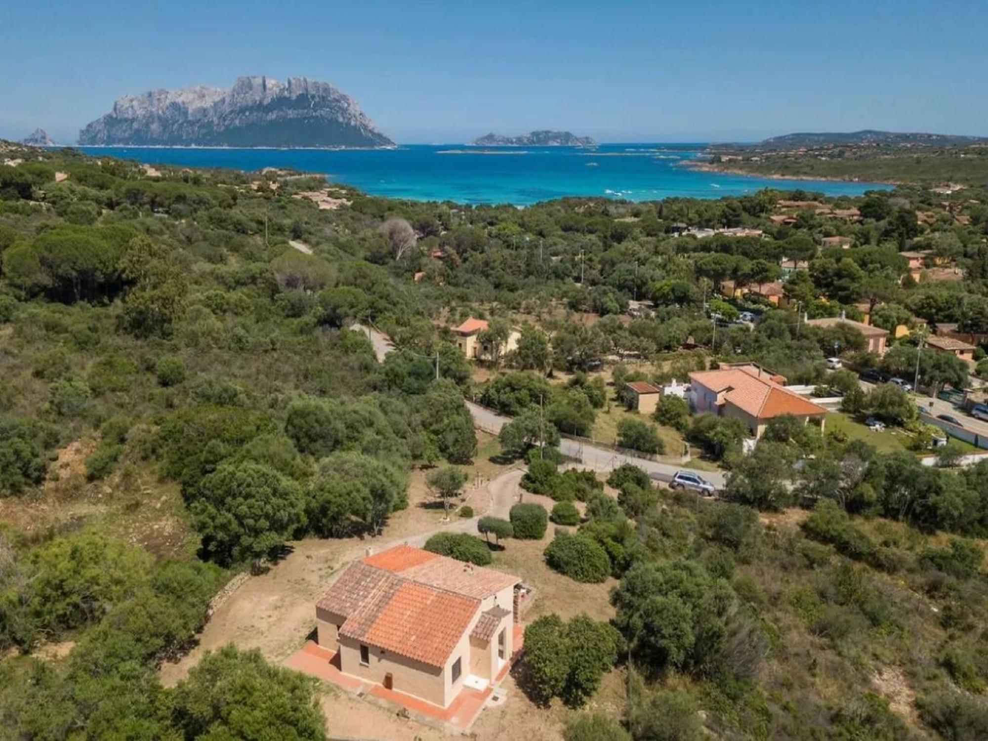 Appealing Apartment Near The Sea Porto Istana Exterior photo